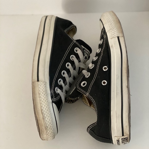 Converse Chucks - Picture 2 of 3